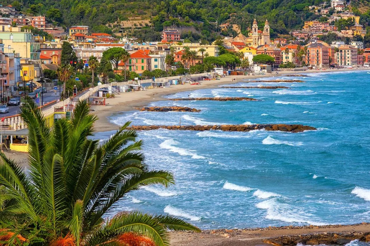 Bilo Lungomare 80Mt From Sea Apartment Albenga Italy