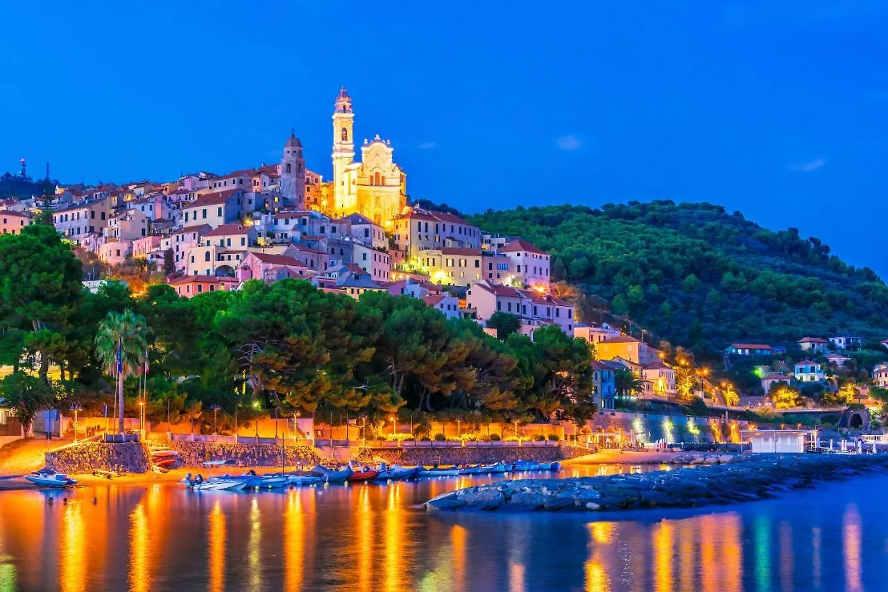 Bilo Lungomare 80Mt From Sea Apartment Albenga