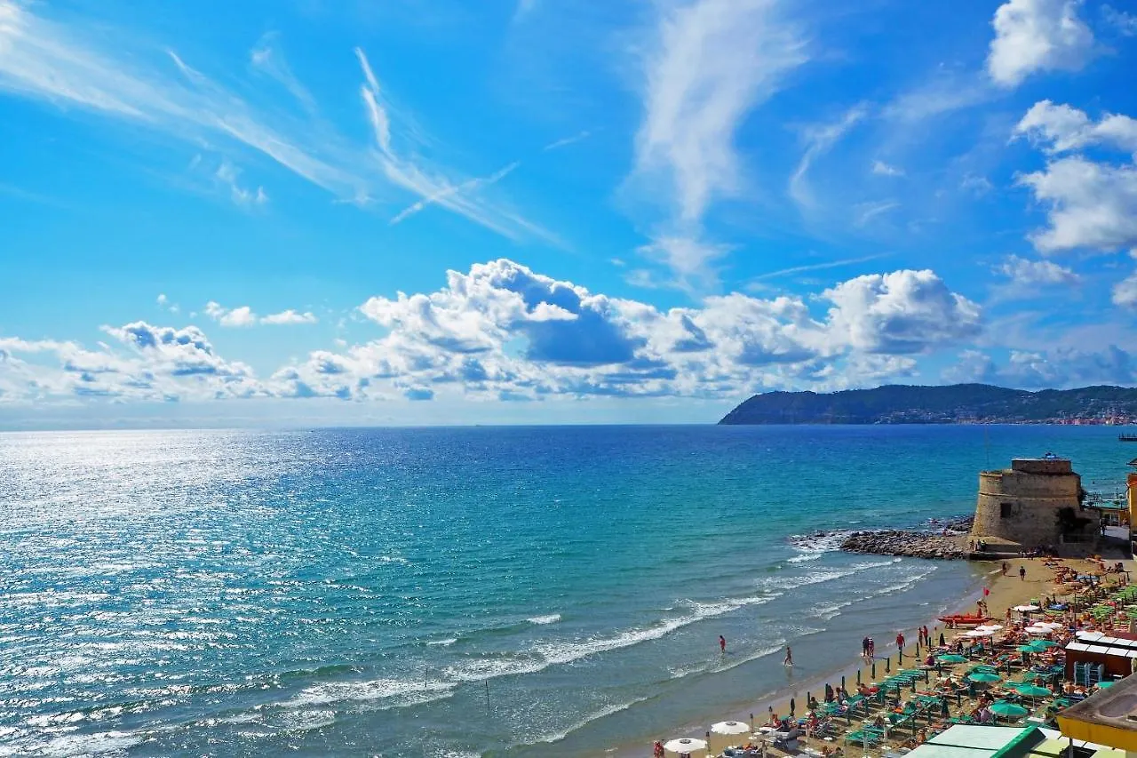 Bilo Lungomare 80Mt From Sea Apartment Albenga Italy